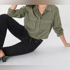 Lulu’s Eldora Olive Green Cropped Utility
Jacket